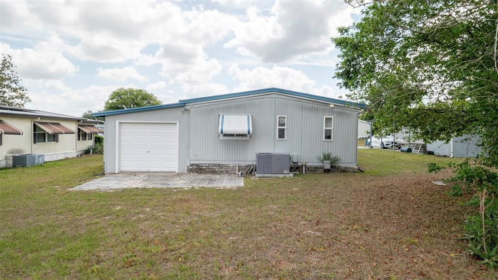 Active With Contract: $140,000 (2 beds, 2 baths, 1120 Square Feet)