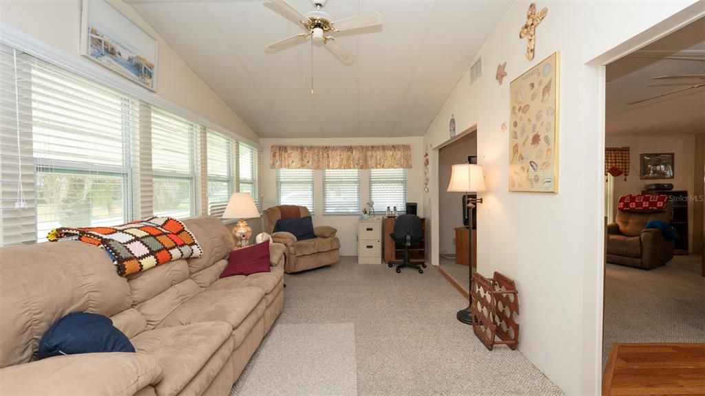 Active With Contract: $140,000 (2 beds, 2 baths, 1120 Square Feet)