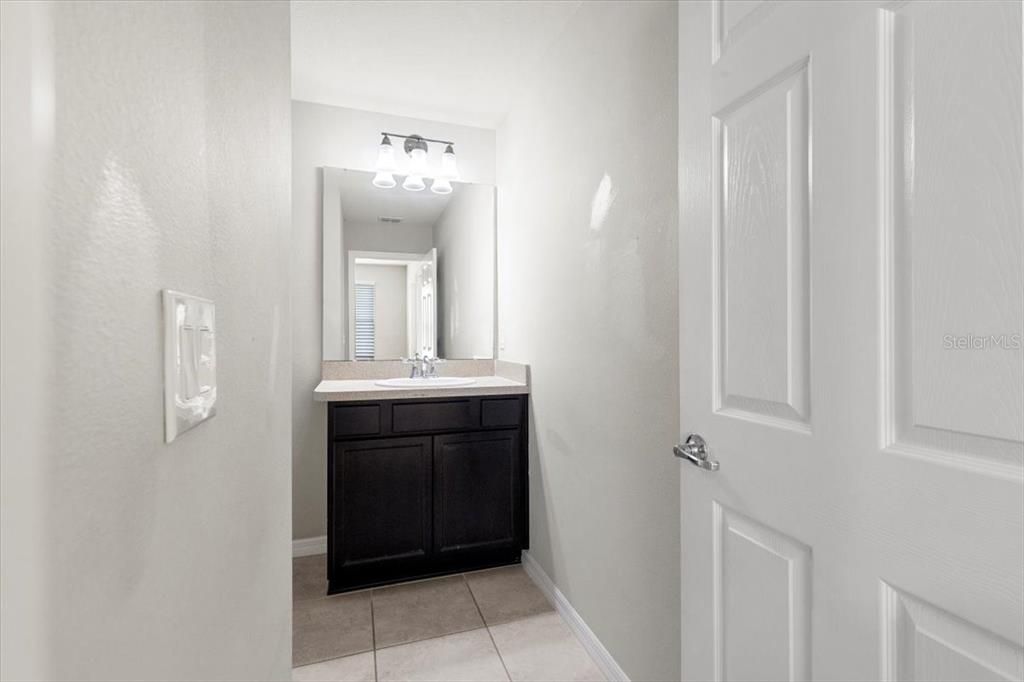 For Sale: $315,000 (3 beds, 2 baths, 1880 Square Feet)
