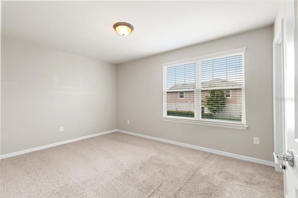 For Sale: $315,000 (3 beds, 2 baths, 1880 Square Feet)