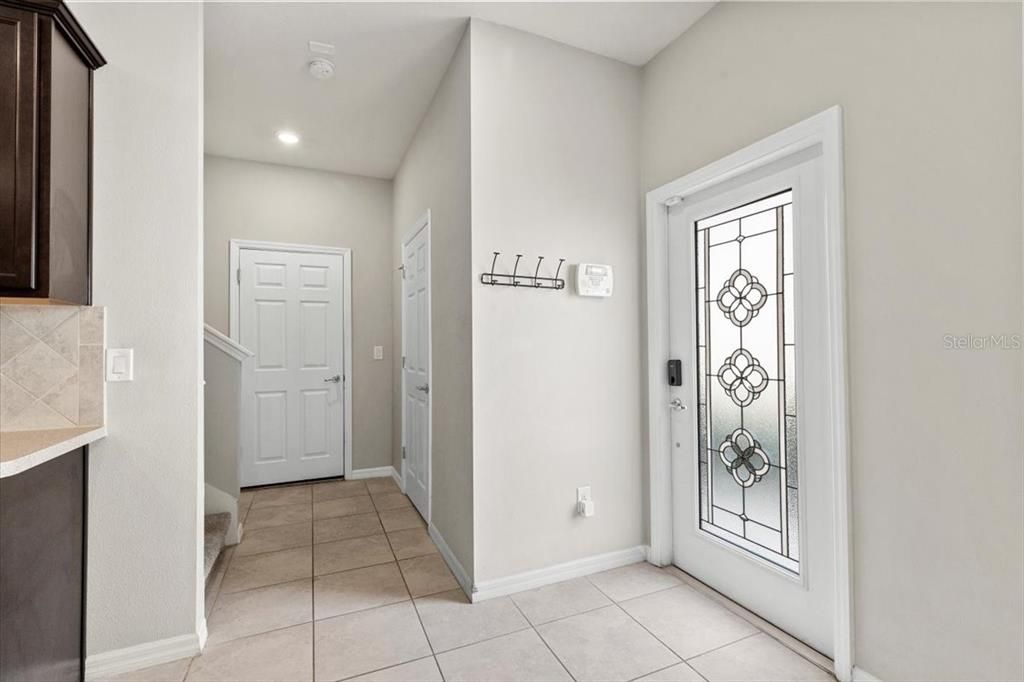 For Sale: $315,000 (3 beds, 2 baths, 1880 Square Feet)