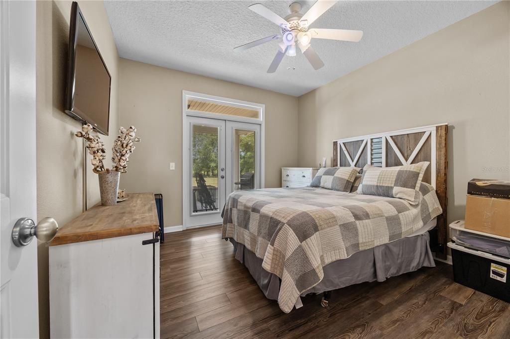 En Venta: $599,000 (3 camas, 2 baños, 1918 Pies cuadrados)