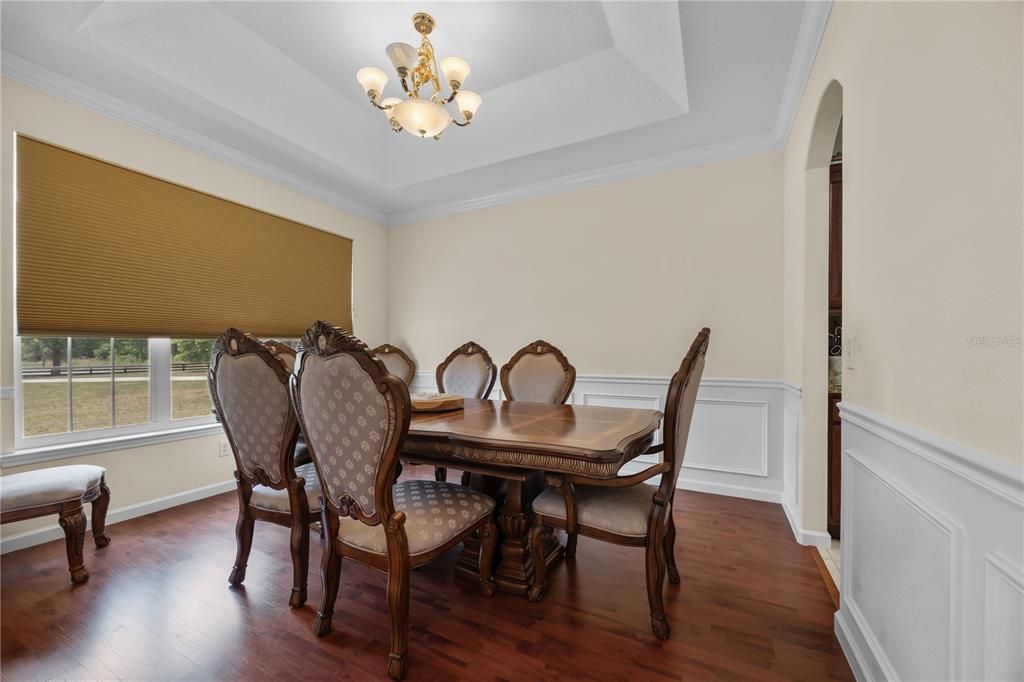 En Venta: $599,000 (3 camas, 2 baños, 1918 Pies cuadrados)