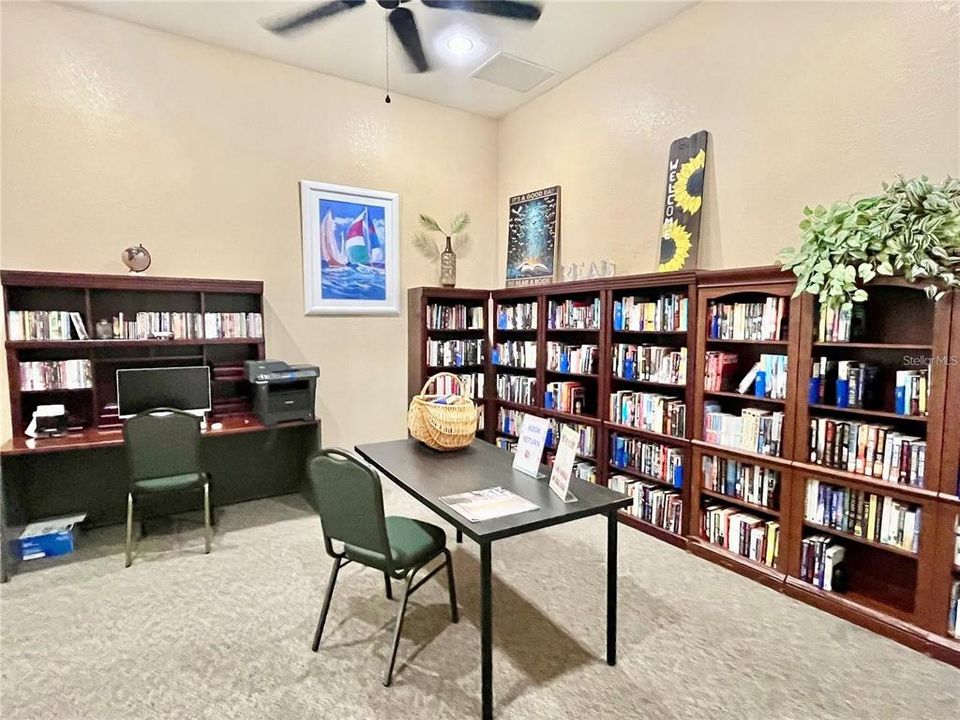 Под контрактом: $3,000 (2 спален, 2 ванн, 996 Квадратных фут)