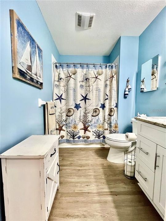 Под контрактом: $3,000 (2 спален, 2 ванн, 996 Квадратных фут)