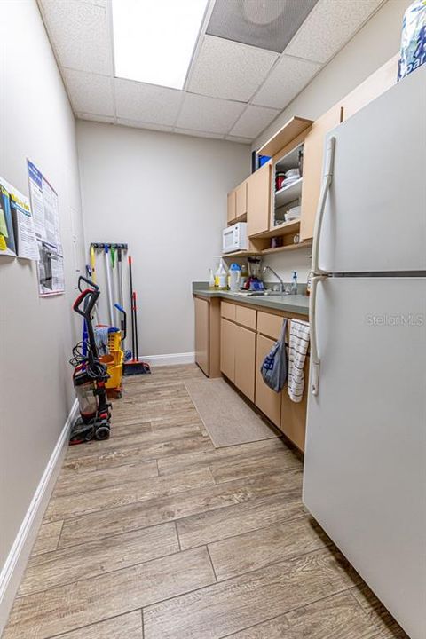 En Venta: $600,000 (0 camas, 0 baños, 4211 Pies cuadrados)