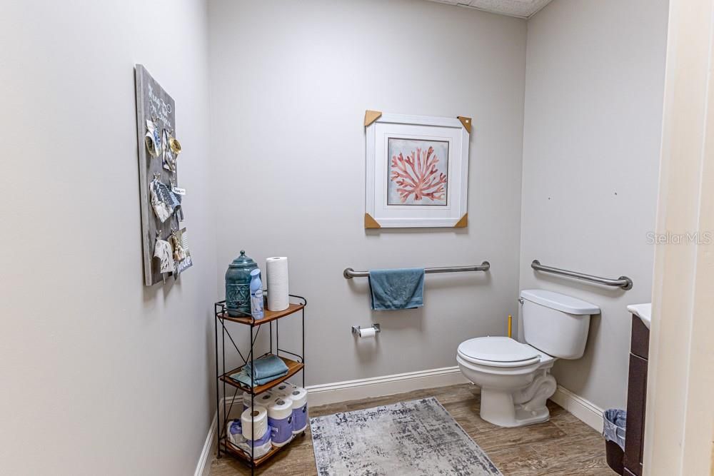 En Venta: $600,000 (0 camas, 0 baños, 4211 Pies cuadrados)