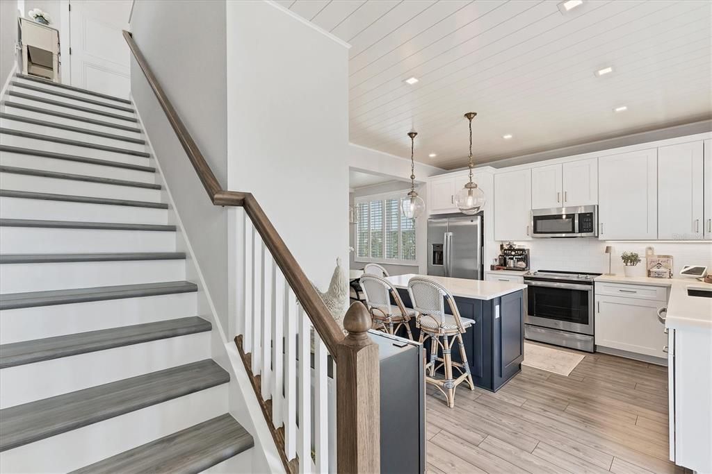 For Sale: $1,550,000 (3 beds, 2 baths, 1678 Square Feet)