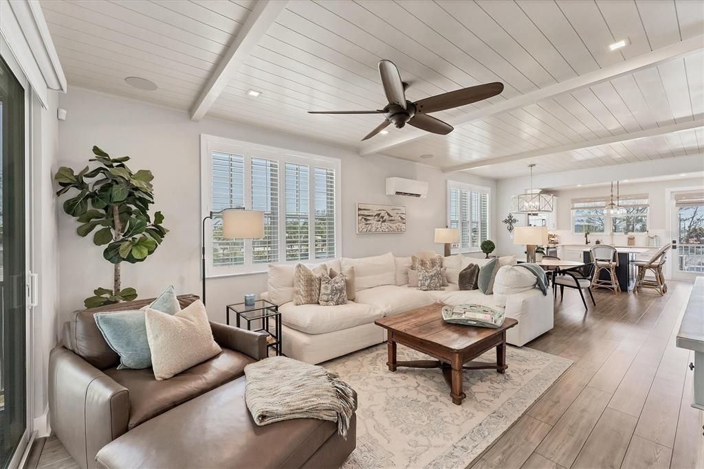 For Sale: $1,550,000 (3 beds, 2 baths, 1678 Square Feet)