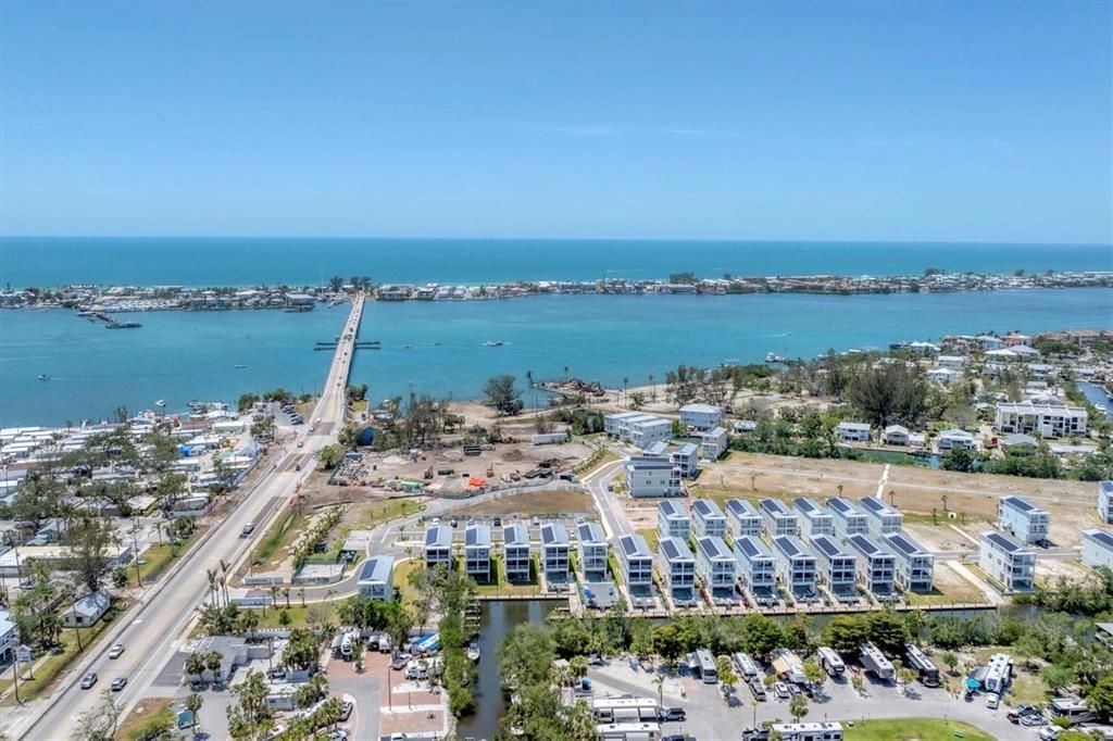 For Sale: $1,550,000 (3 beds, 2 baths, 1678 Square Feet)