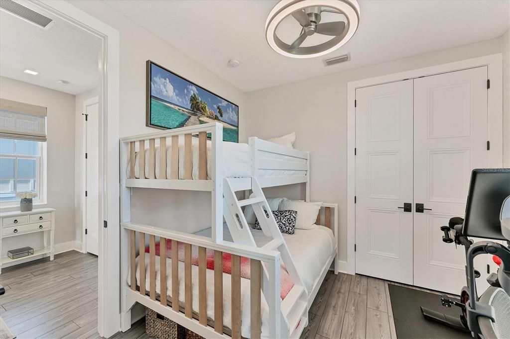 For Sale: $1,550,000 (3 beds, 2 baths, 1678 Square Feet)