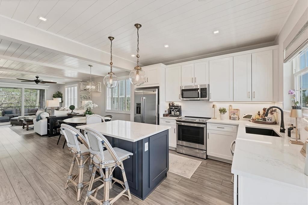 For Sale: $1,550,000 (3 beds, 2 baths, 1678 Square Feet)