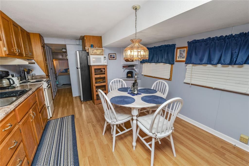 En Venta: $62,500 (2 camas, 1 baños, 712 Pies cuadrados)