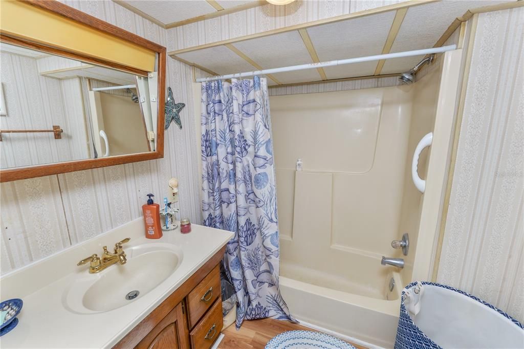 En Venta: $62,500 (2 camas, 1 baños, 712 Pies cuadrados)