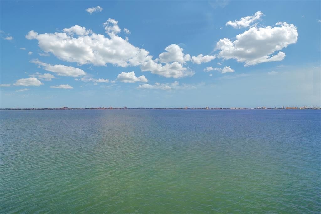 На продажу: $289,000 (2 спален, 2 ванн, 1450 Квадратных фут)