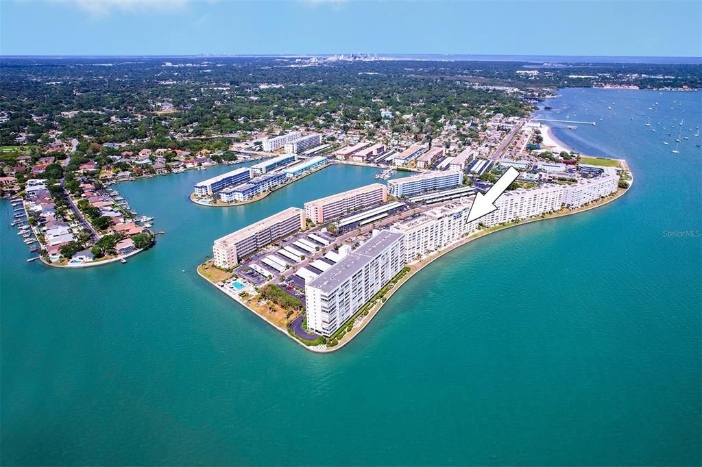 На продажу: $289,000 (2 спален, 2 ванн, 1450 Квадратных фут)