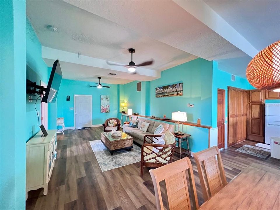 На продажу: $725,000 (4 спален, 3 ванн, 2678 Квадратных фут)