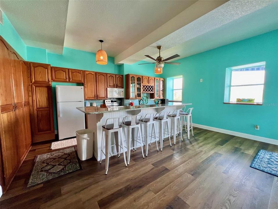 На продажу: $725,000 (4 спален, 3 ванн, 2678 Квадратных фут)