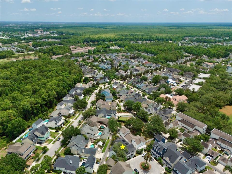 合同活跃: $1,225,000 (5 贝兹, 3 浴室, 2935 平方英尺)