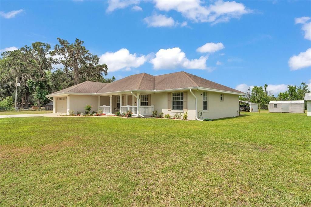 For Sale: $794,500 (3 beds, 2 baths, 1814 Square Feet)