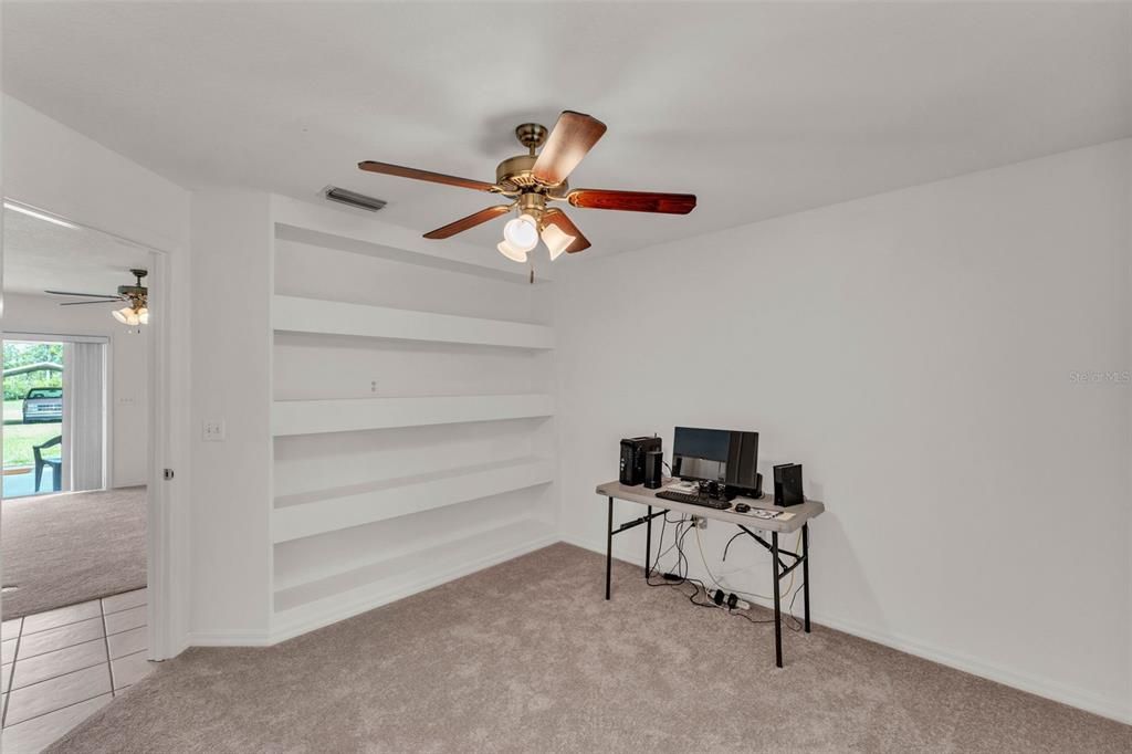 For Sale: $794,500 (3 beds, 2 baths, 1814 Square Feet)