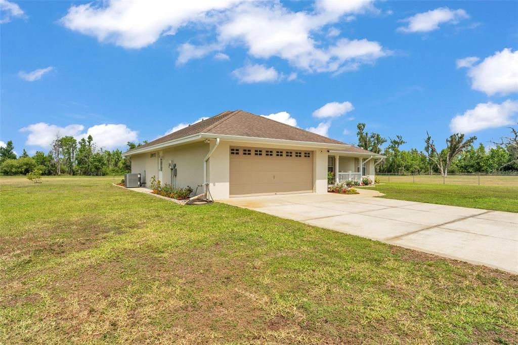 For Sale: $794,500 (3 beds, 2 baths, 1814 Square Feet)