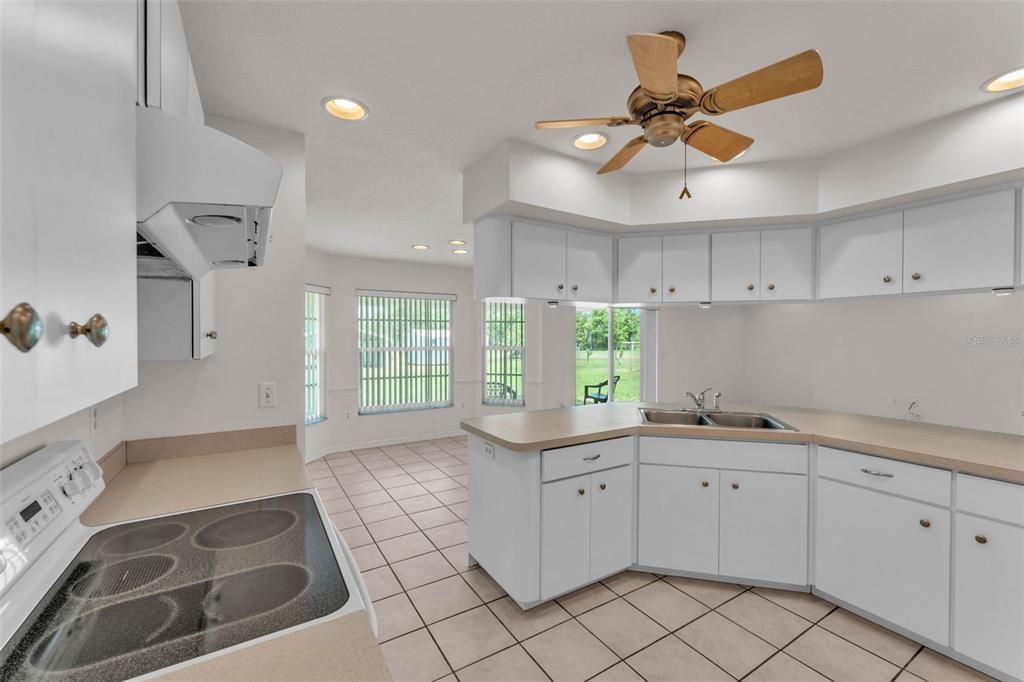 For Sale: $794,500 (3 beds, 2 baths, 1814 Square Feet)