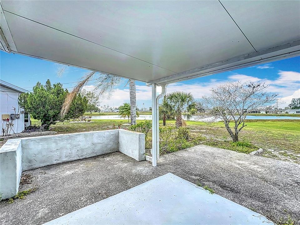 Active With Contract: $229,900 (3 beds, 2 baths, 1662 Square Feet)