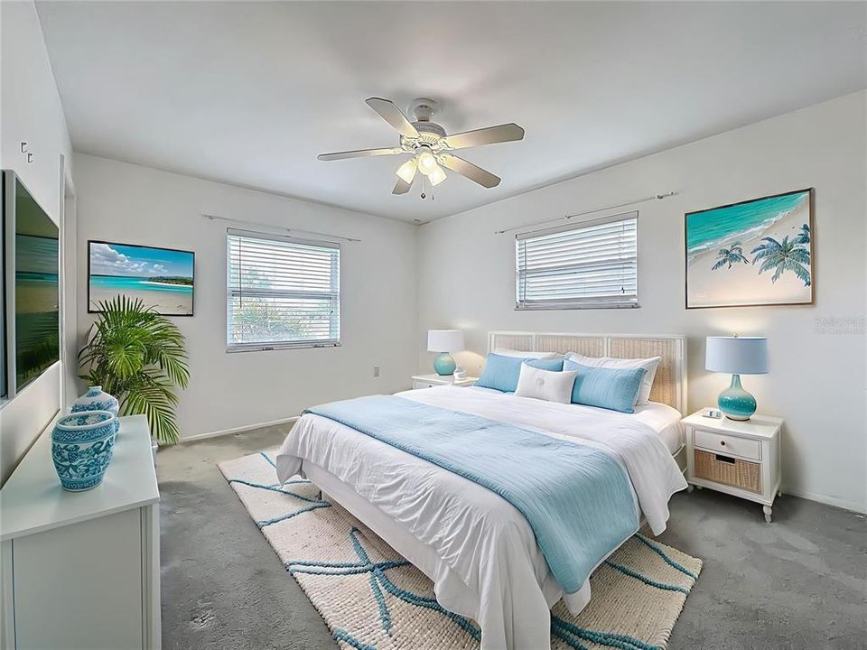 Active With Contract: $229,900 (3 beds, 2 baths, 1662 Square Feet)