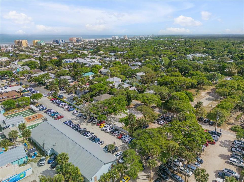 For Sale: $1,400,000 (0.19 acres)