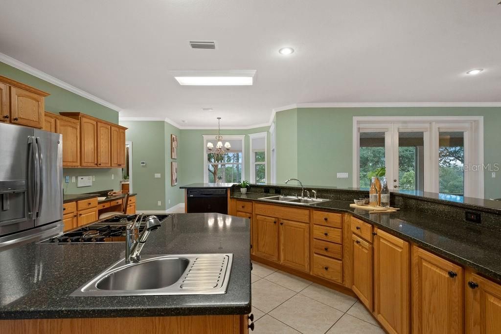 For Sale: $1,290,000 (4 beds, 2 baths, 4281 Square Feet)