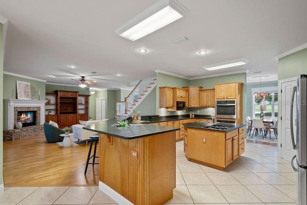 For Sale: $1,290,000 (4 beds, 2 baths, 4281 Square Feet)