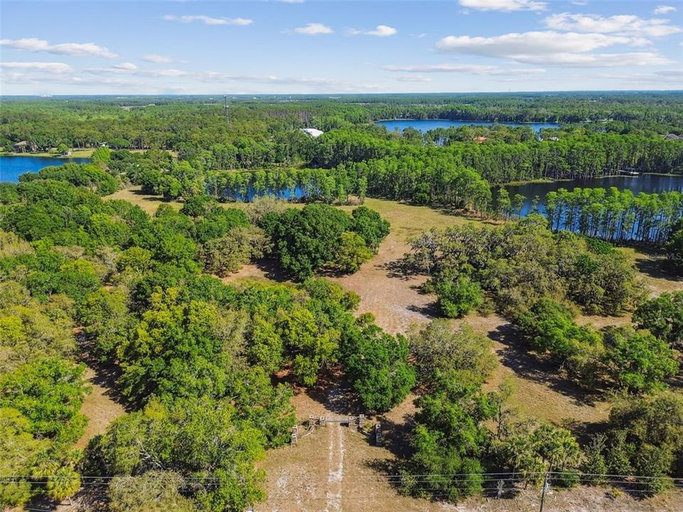 待售: $4,500,000 (22.30 acres)