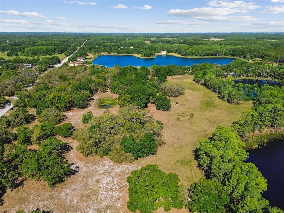 待售: $4,500,000 (22.30 acres)