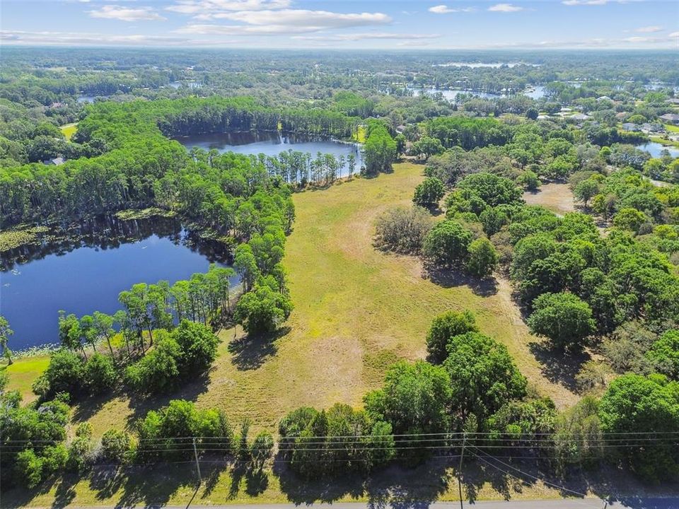 待售: $4,500,000 (22.30 acres)