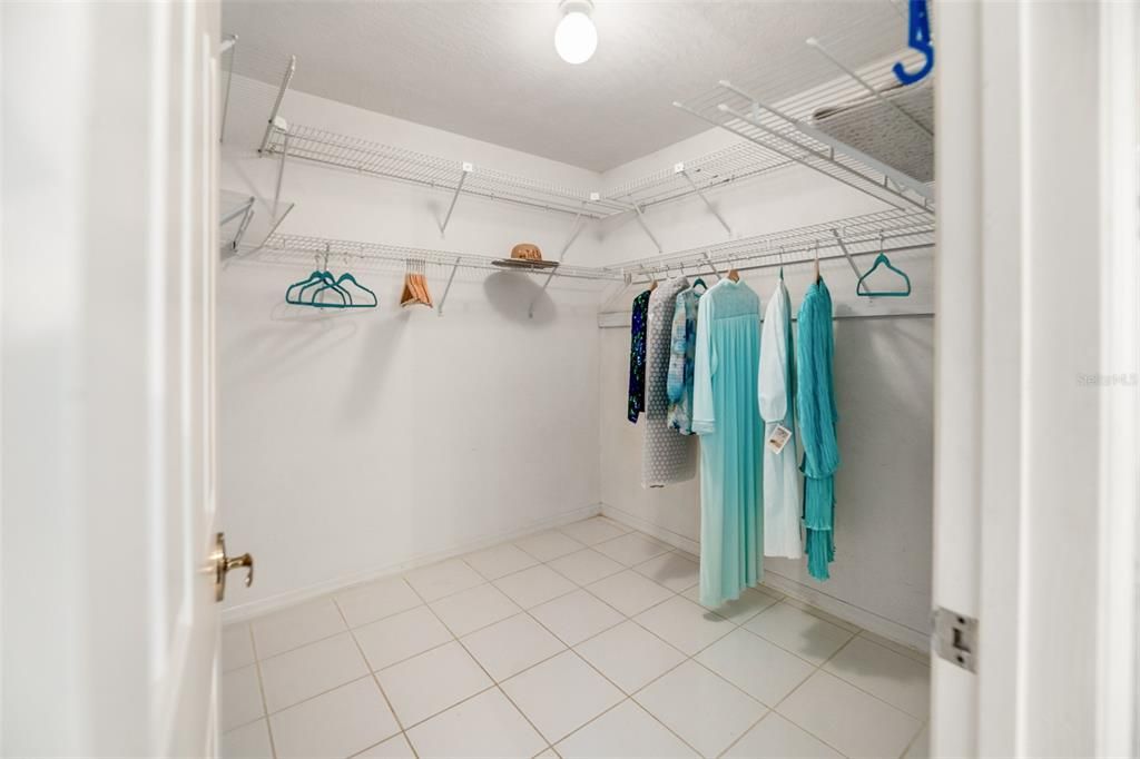 Walkin Closet Primary Bedroom