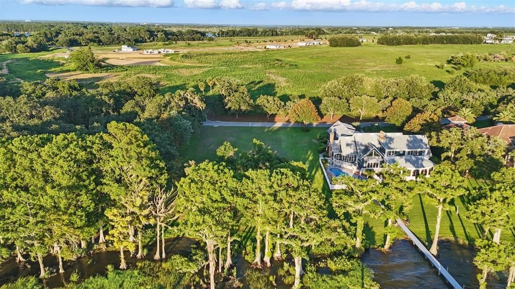 For Sale: $800,000 (0.91 acres)