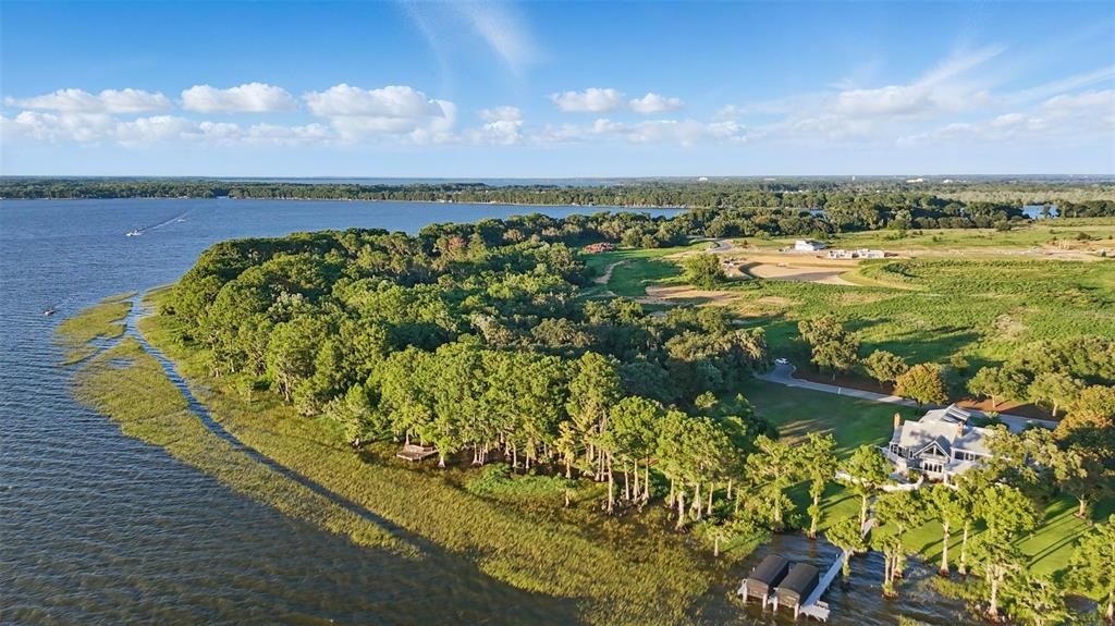 For Sale: $800,000 (0.91 acres)