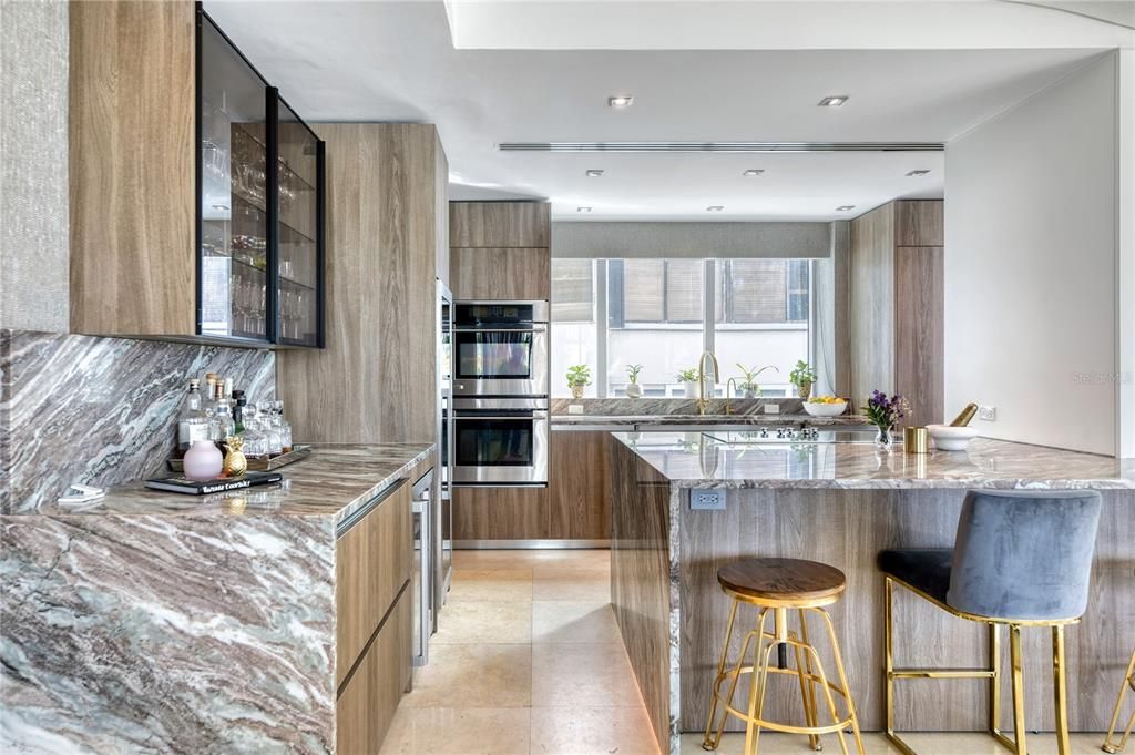 Active With Contract: $2,650,000 (4 beds, 2 baths, 4564.64 Square Feet)