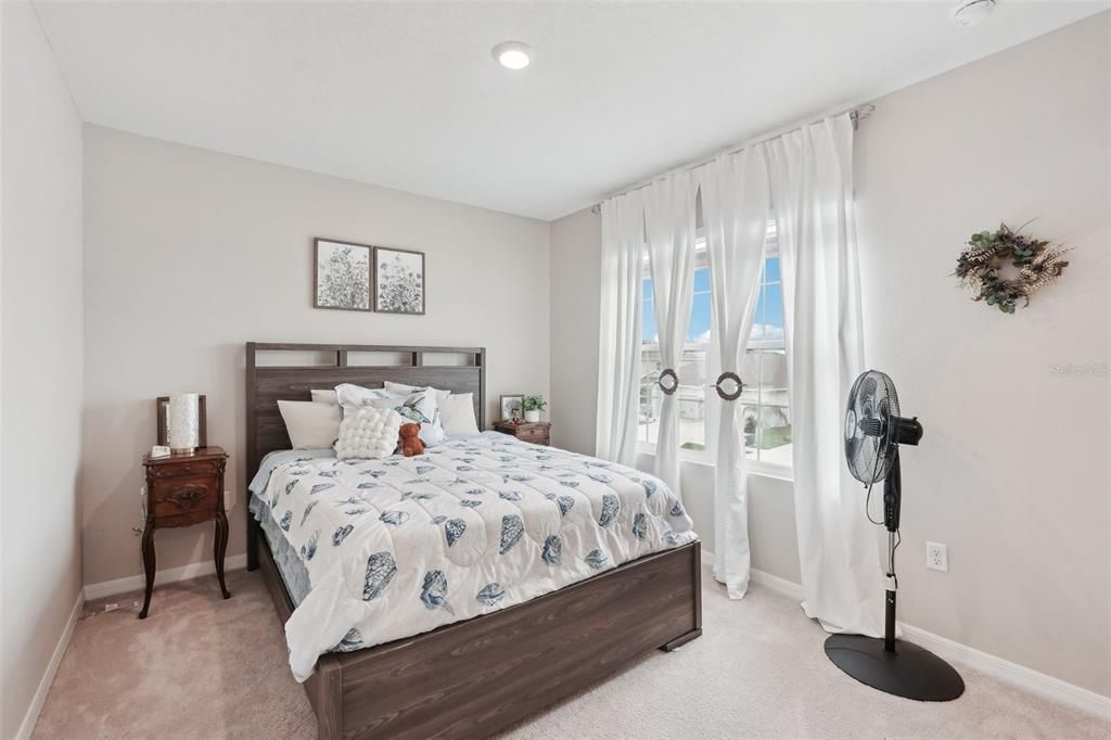 En Renta: $4,200 (4 camas, 3 baños, 3316 Pies cuadrados)