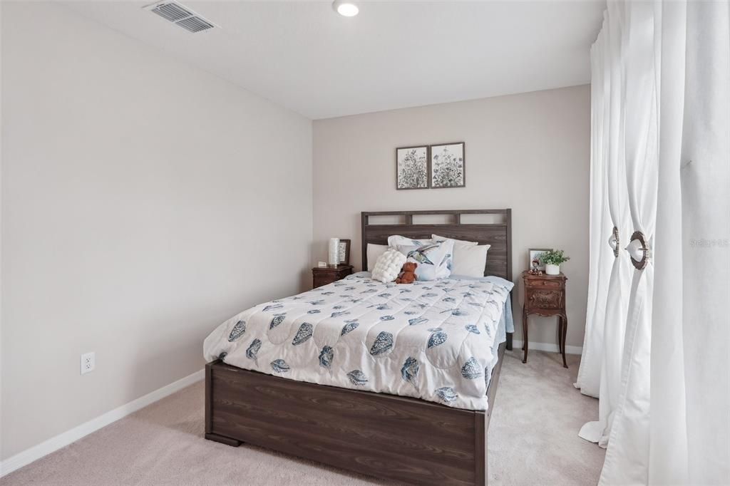 En Renta: $4,200 (4 camas, 3 baños, 3316 Pies cuadrados)