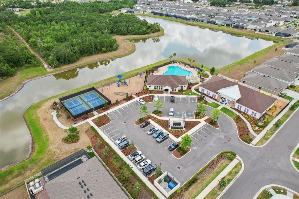 En Renta: $4,200 (4 camas, 3 baños, 3316 Pies cuadrados)