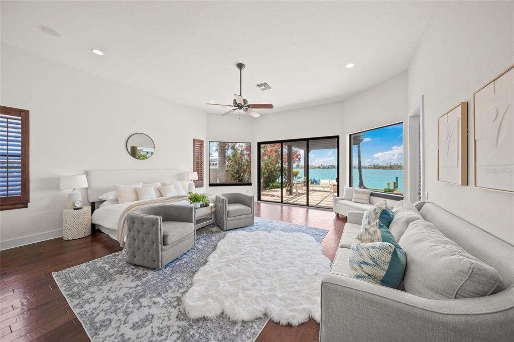 For Sale: $5,799,995 (4 beds, 4 baths, 6091 Square Feet)