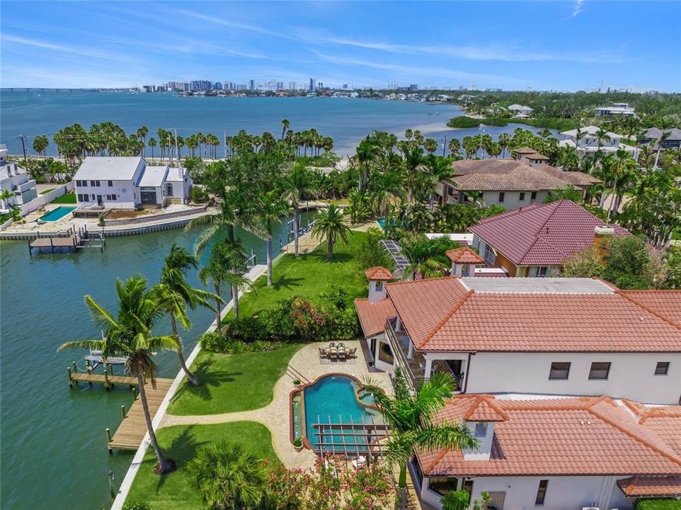 For Sale: $5,799,995 (4 beds, 4 baths, 6091 Square Feet)