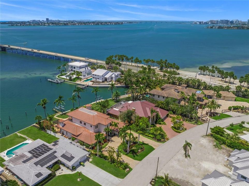 For Sale: $5,799,995 (4 beds, 4 baths, 6091 Square Feet)