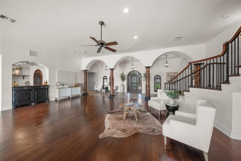 For Sale: $5,799,995 (4 beds, 4 baths, 6091 Square Feet)