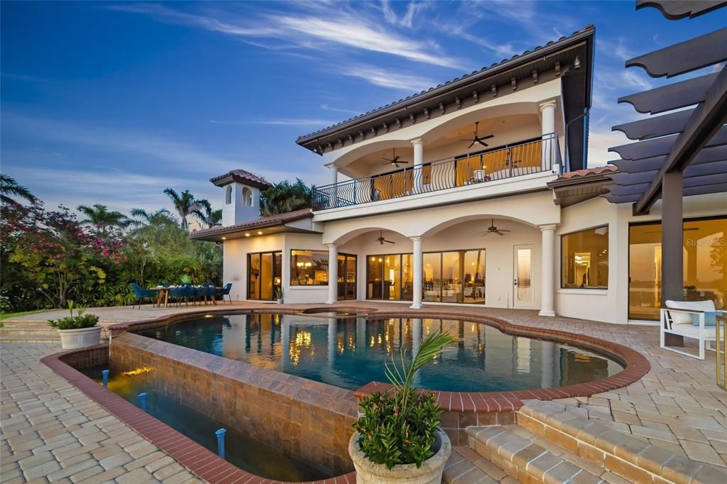 For Sale: $5,799,995 (4 beds, 4 baths, 6091 Square Feet)