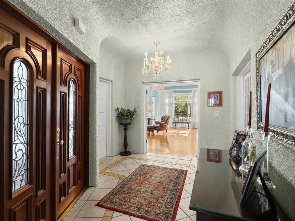 На продажу: $2,225,000 (6 спален, 5 ванн, 6283 Квадратных фут)