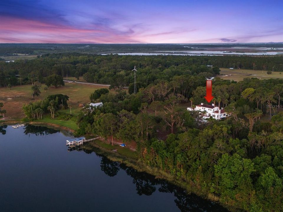 На продажу: $2,225,000 (6 спален, 5 ванн, 6283 Квадратных фут)