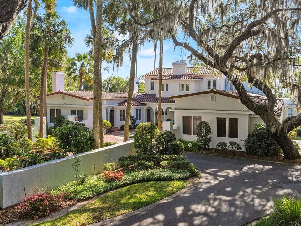 На продажу: $2,225,000 (6 спален, 5 ванн, 6283 Квадратных фут)